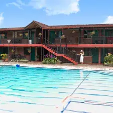 Trivago En el Lago Calima Compara Precios y Ahorra Ahora